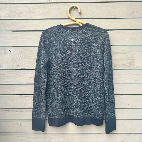 Lululemon Athletica Top - Picture 5 of 5